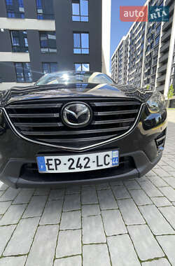 Позашляховик / Кросовер Mazda CX-5 2017 в 