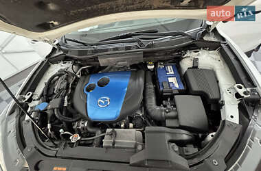 Позашляховик / Кросовер Mazda CX-5 2013 в 