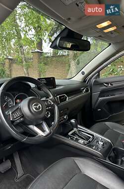 Позашляховик / Кросовер Mazda CX-5 2017 в 
