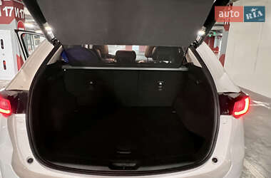 Внедорожник / Кроссовер Mazda CX-5 2023 в 