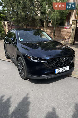 Позашляховик / Кросовер Mazda CX-5 2023 в 