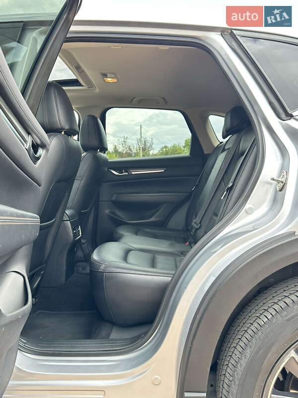 Внедорожник / Кроссовер Mazda CX-5 2017 в Чернигове