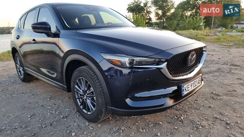 Позашляховик / Кросовер Mazda CX-5 2020 в 