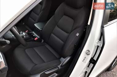 Позашляховик / Кросовер Mazda CX-5 2020 в 