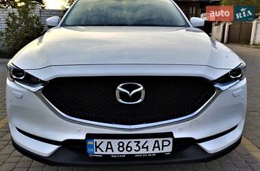 Позашляховик / Кросовер Mazda CX-5 2020 в 