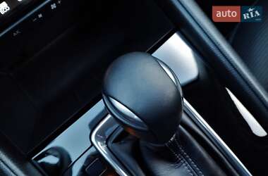 Позашляховик / Кросовер Mazda CX-5 2020 в 