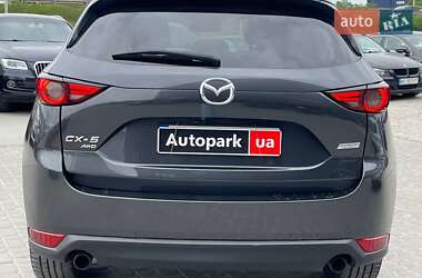 Позашляховик / Кросовер Mazda CX-5 2017 в 
