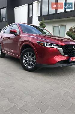 Внедорожник / Кроссовер Mazda CX-5 2023 в 