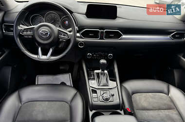 Позашляховик / Кросовер Mazda CX-5 2018 в 