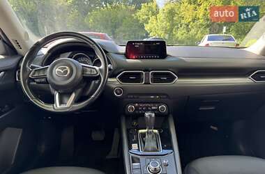 Внедорожник / Кроссовер Mazda CX-5 2018 в 
