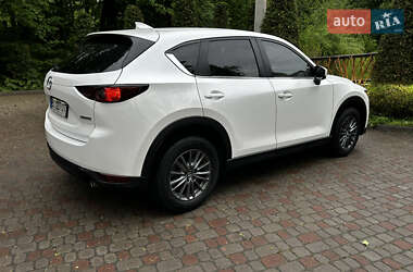 Позашляховик / Кросовер Mazda CX-5 2020 в 