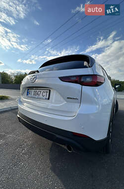 Внедорожник / Кроссовер Mazda CX-5 2023 в 