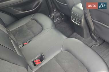 Внедорожник / Кроссовер Mazda CX-5 2023 в 