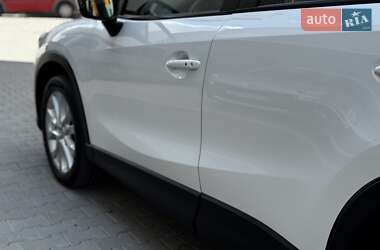Позашляховик / Кросовер Mazda CX-5 2013 в 