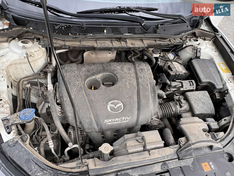 Внедорожник / Кроссовер Mazda CX-5 2015 в Луцке