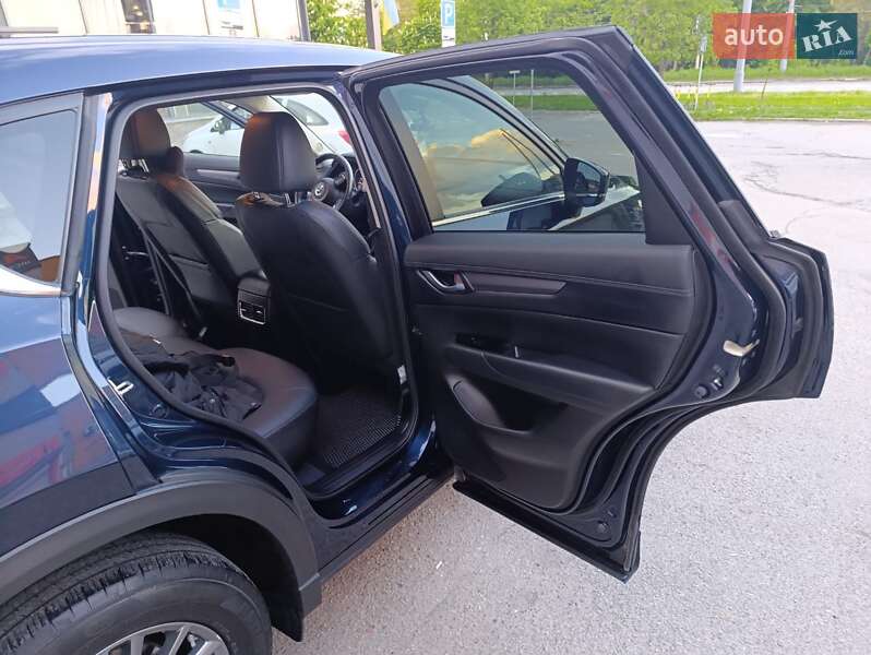 Внедорожник / Кроссовер Mazda CX-5 2017 в Ивано-Франковске