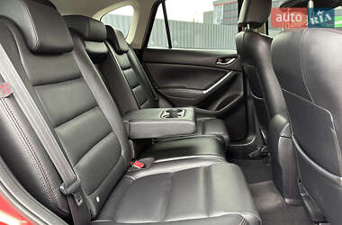 Позашляховик / Кросовер Mazda CX-5 2016 в 
