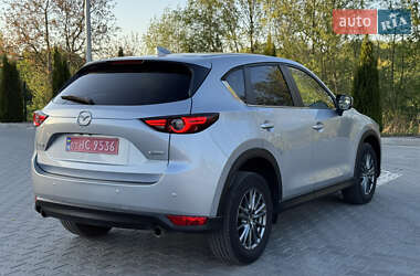 Внедорожник / Кроссовер Mazda CX-5 2017 в 