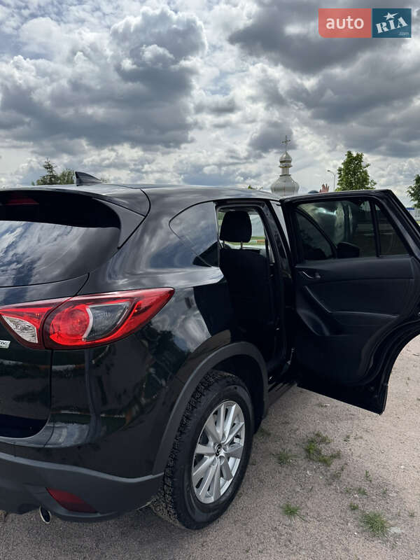 Позашляховик / Кросовер Mazda CX-5 2015 в Києві