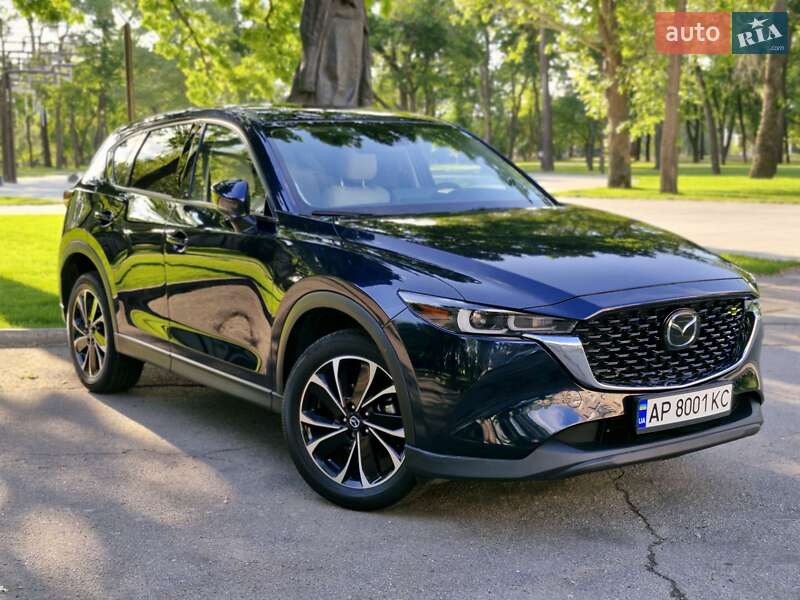 Позашляховик / Кросовер Mazda CX-5 2022 в 
