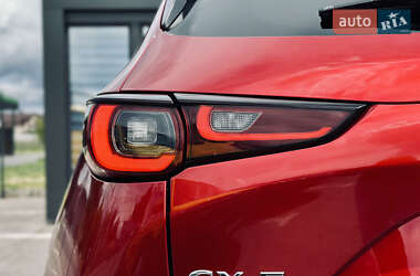 Внедорожник / Кроссовер Mazda CX-5 2023 в 