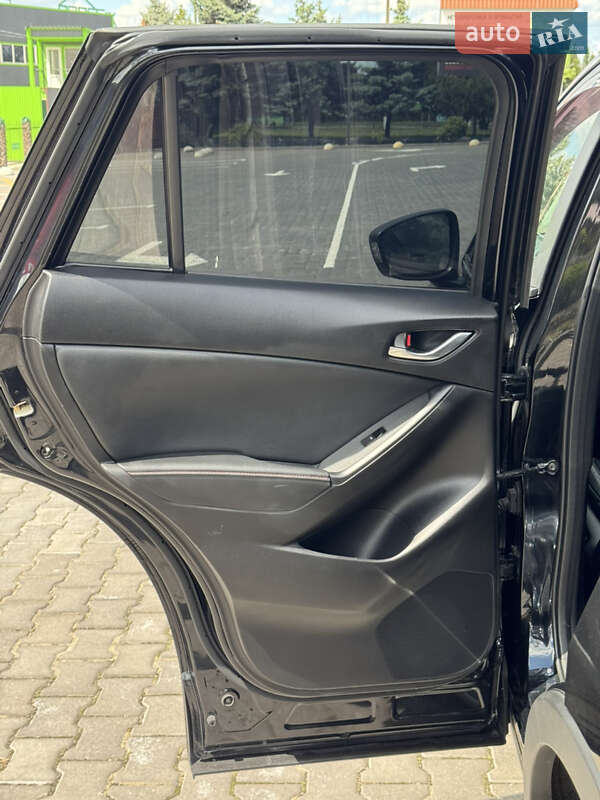 Внедорожник / Кроссовер Mazda CX-5 2015 в Вознесенске