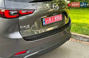 Позашляховик / Кросовер Mazda CX-5 2022 в 