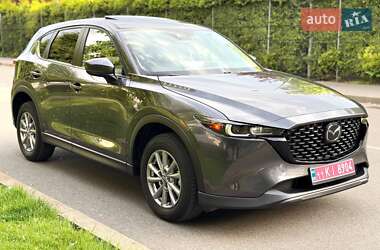 Позашляховик / Кросовер Mazda CX-5 2022 в 