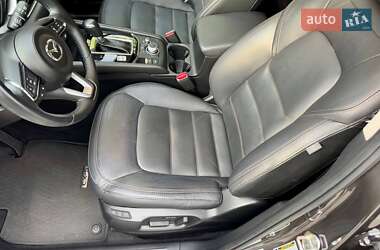 Позашляховик / Кросовер Mazda CX-5 2022 в 