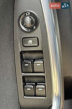 Позашляховик / Кросовер Mazda CX-5 2013 в 
