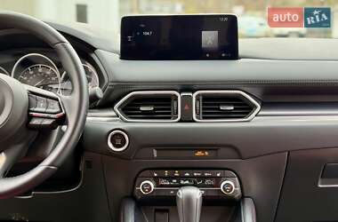 Позашляховик / Кросовер Mazda CX-5 2022 в 