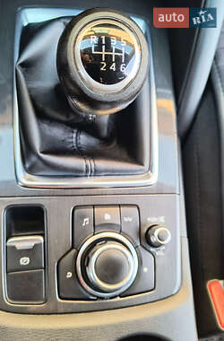 Внедорожник / Кроссовер Mazda CX-5 2015 в Каменке-Бугской