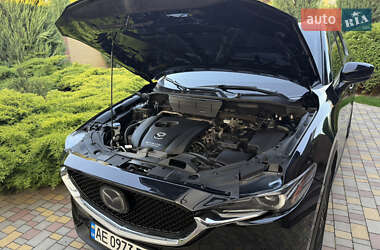 Внедорожник / Кроссовер Mazda CX-5 2017 в 