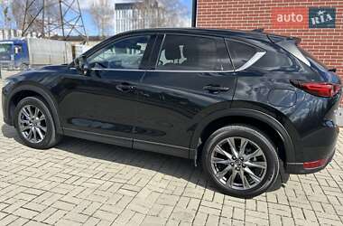 Позашляховик / Кросовер Mazda CX-5 2021 в 