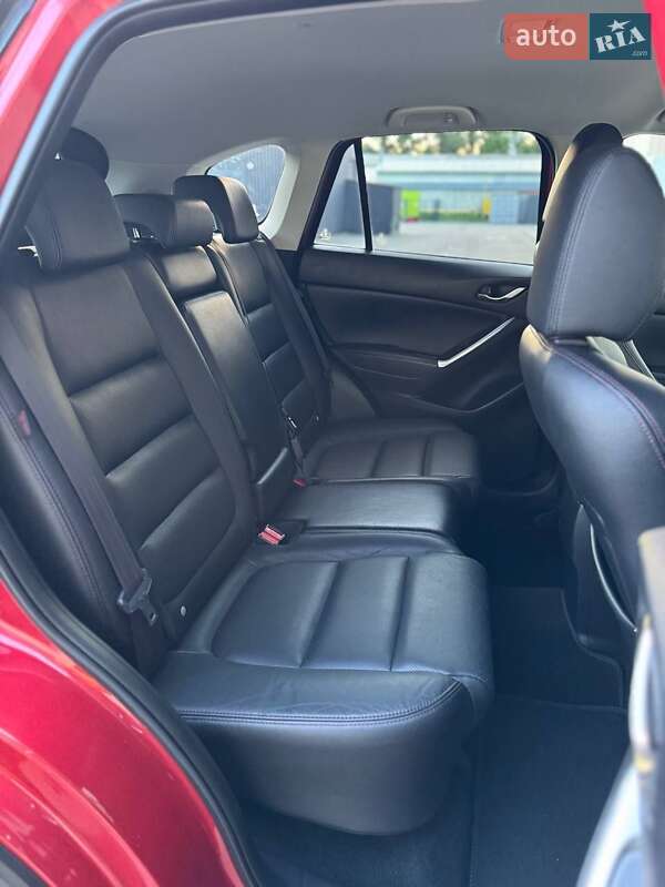Внедорожник / Кроссовер Mazda CX-5 2016 в Киеве