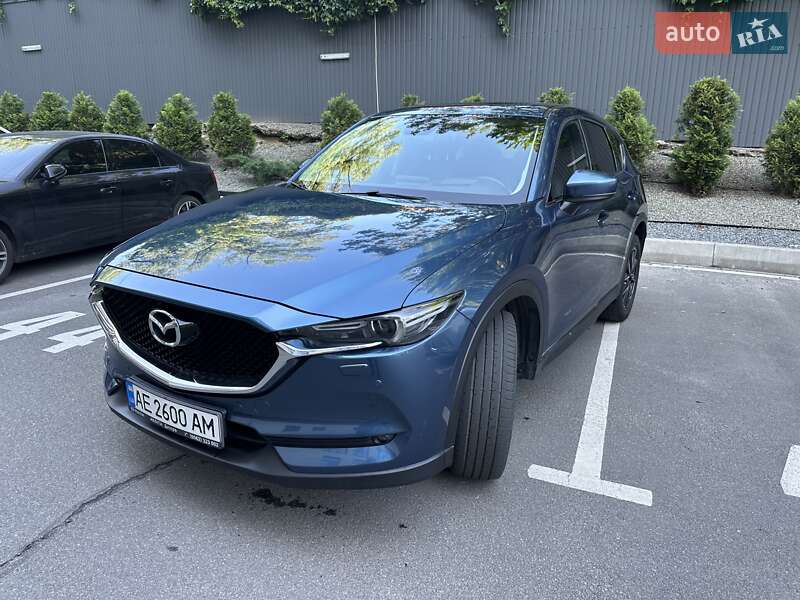Внедорожник / Кроссовер Mazda CX-5 2017 в 