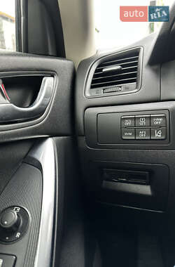 Внедорожник / Кроссовер Mazda CX-5 2012 в 