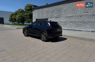 Внедорожник / Кроссовер Mazda CX-5 2017 в 