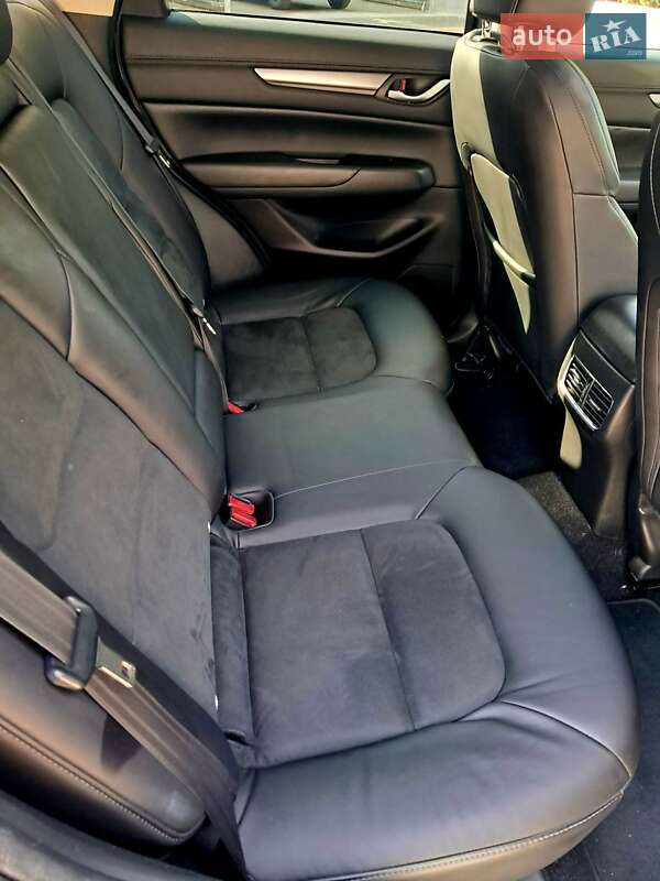 Внедорожник / Кроссовер Mazda CX-5 2017 в Киеве