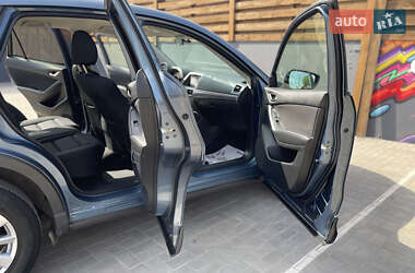 Позашляховик / Кросовер Mazda CX-5 2015 в 