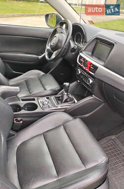 Внедорожник / Кроссовер Mazda CX-5 2015 в 