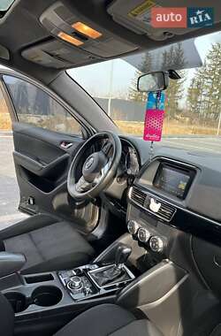 Внедорожник / Кроссовер Mazda CX-5 2016 в 