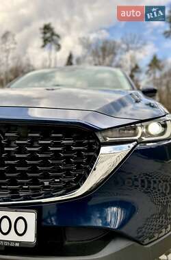 Внедорожник / Кроссовер Mazda CX-5 2023 в 