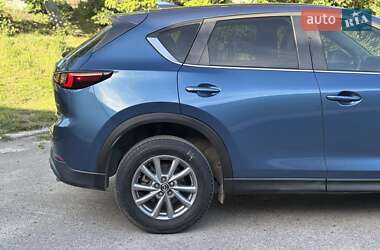 Позашляховик / Кросовер Mazda CX-5 2022 в 