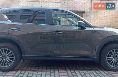 Внедорожник / Кроссовер Mazda CX-5 2018 в 