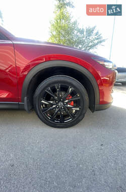 Внедорожник / Кроссовер Mazda CX-5 2017 в 
