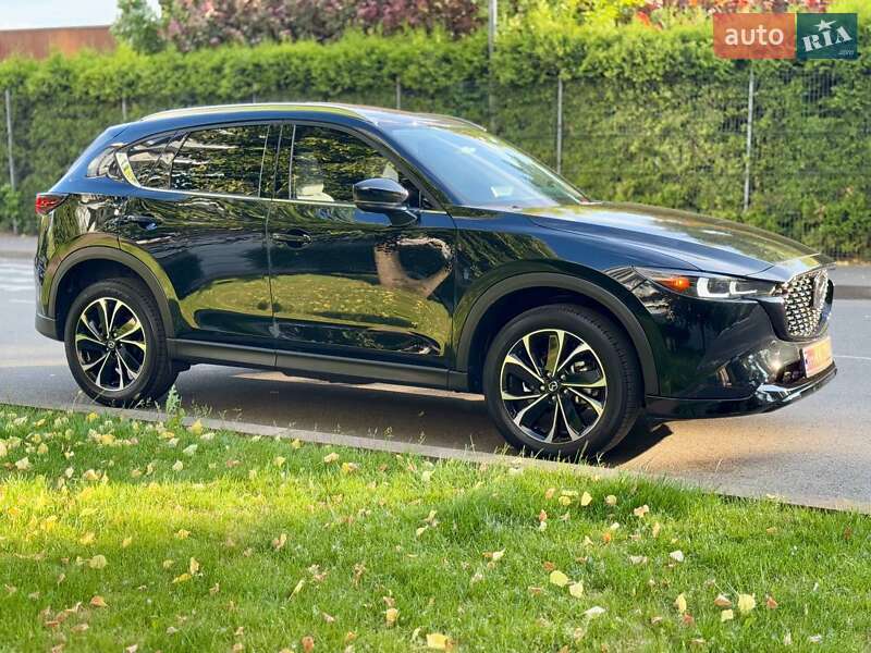 Внедорожник / Кроссовер Mazda CX-5 2022 в Киеве