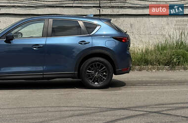 Позашляховик / Кросовер Mazda CX-5 2019 в 