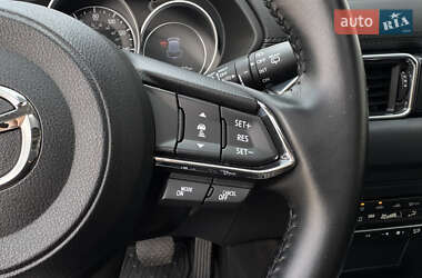 Позашляховик / Кросовер Mazda CX-5 2019 в 