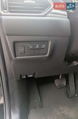 Внедорожник / Кроссовер Mazda CX-5 2023 в 